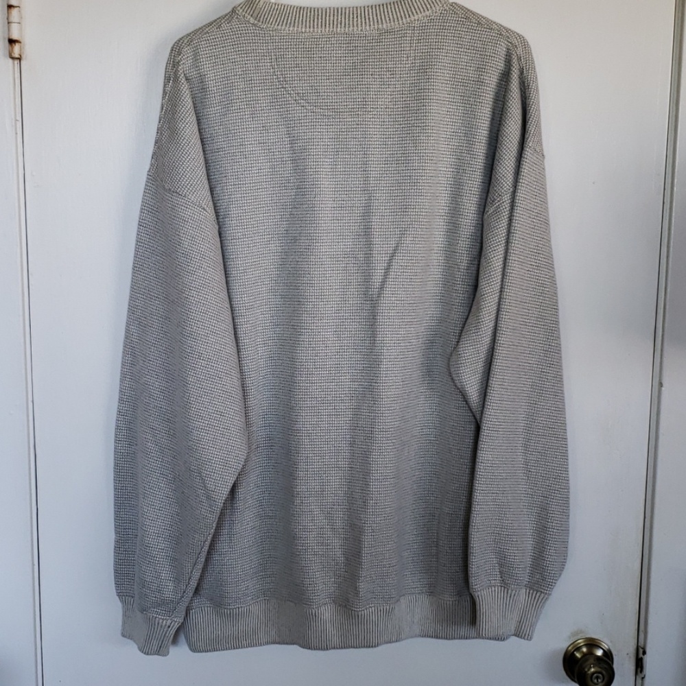 Sweater. - Picture 3 of 4